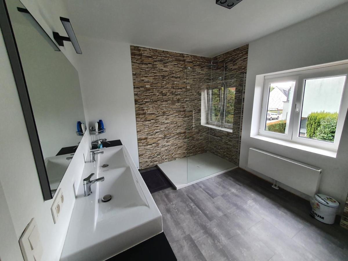 Private Room With Shared Spaces Ranst Экстерьер фото